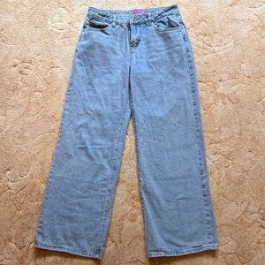 Edikted Light Blue Flare Jeans